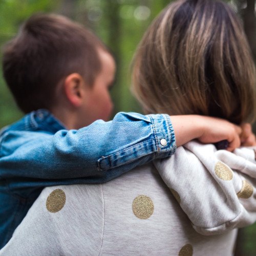 Medicinas que mamás guatemaltecas mantienen en casa para cuidar la salud de sus hijos