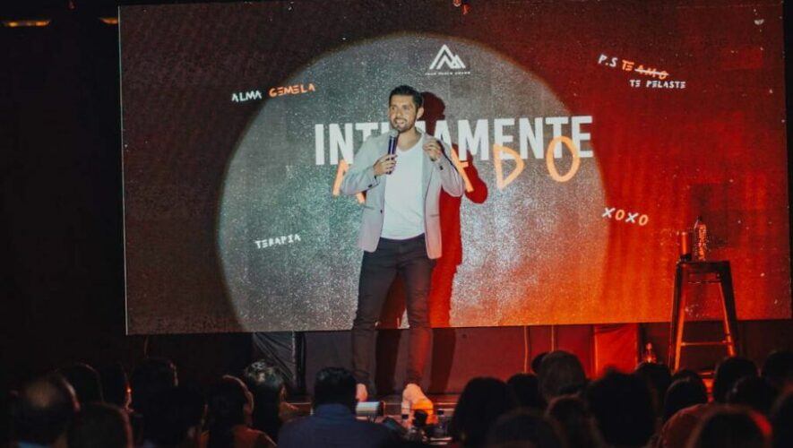 Show de stand up &Iacute;ntimamente Amado este 2024 en Teatro Dick Smith