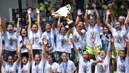 Unifut Antigua campeón