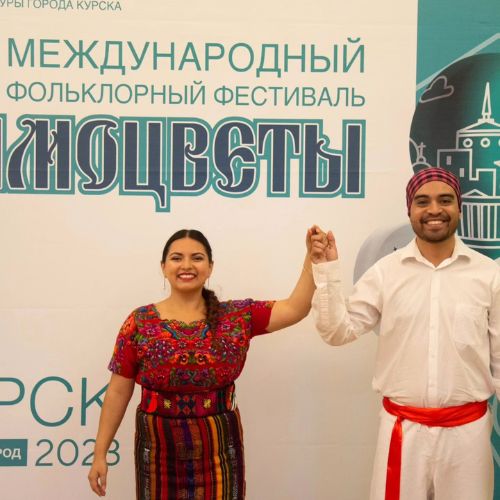 Abigail Tally y José Calderon, Cantantes guatemaltecos en Rusia