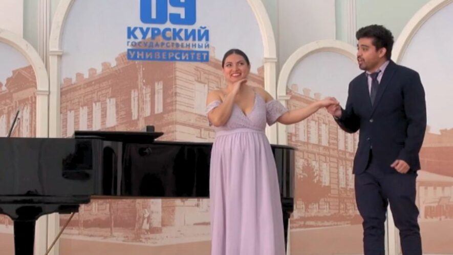 Cantantes guatemaltecos en Rusia destacaron en festival estudiantil