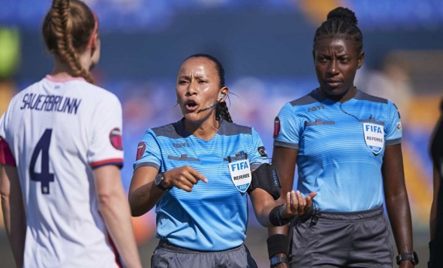 Árbitras guatemaltecas pitarán en el Mundial Femenino Sub-20 de Colombia 2024