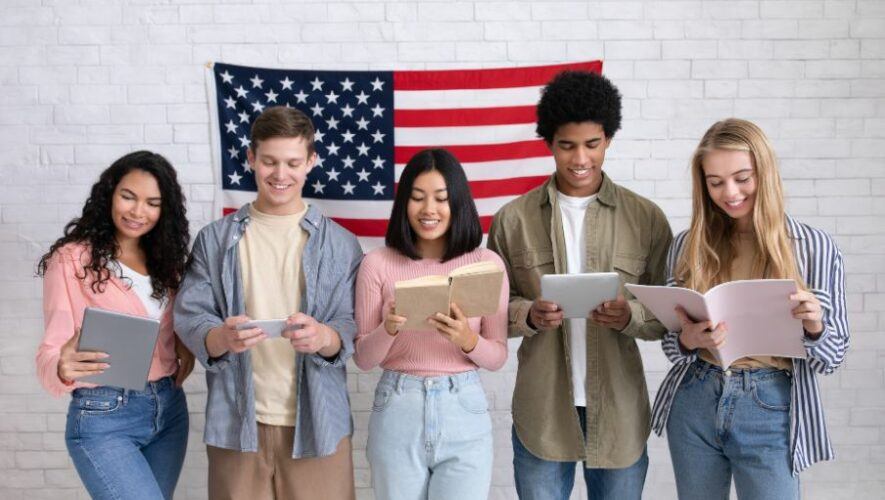MuniGuate ofrece becas para estudiar inglés