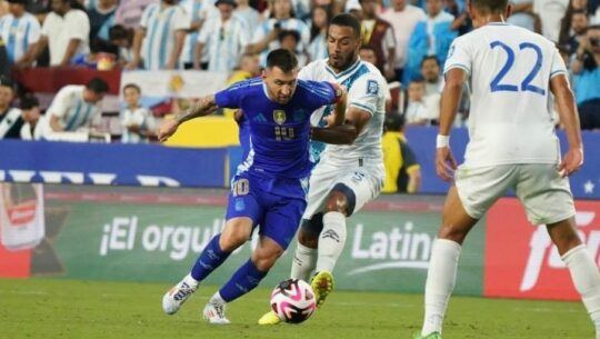 Leo Messi y Marco Domínguez