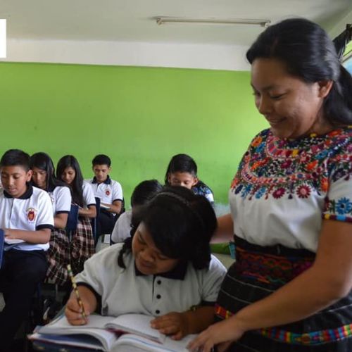 Suspensión de clases por lluvias 12 departamentos de Guatemala