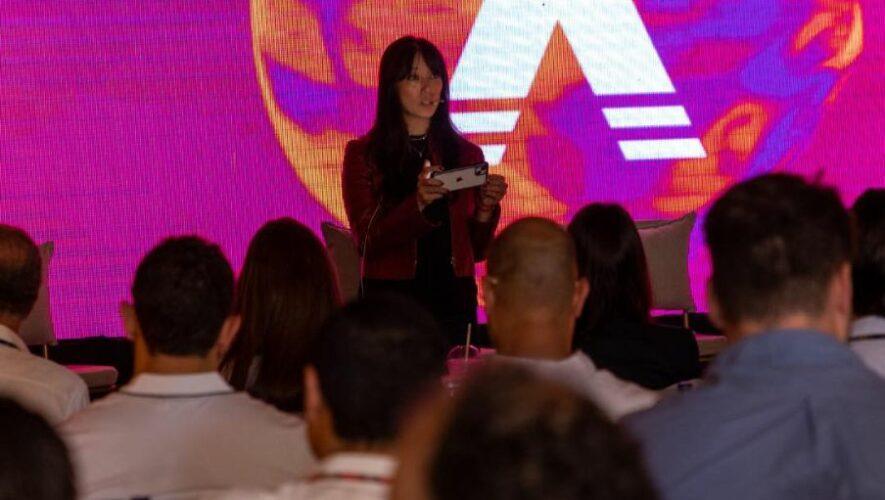 Volcano Innovation Summit Edici&oacute;n 2024 conferencias empresariales en La Antigua Guatemala