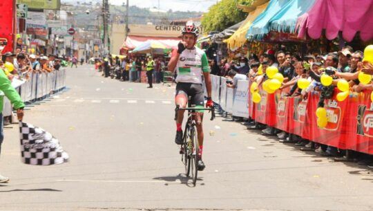 Alder Torres de ciclismo