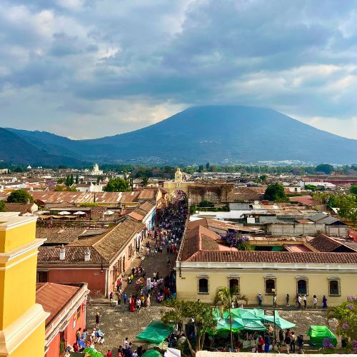 Antigua Guatemala fue nombrada entre las 10 ciudades favoritas de Centro y Sudamérica