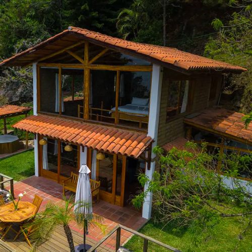 Casa Terracota, un Airbnb con vista al Lago de Atiltán en Santa Catarina Palopó
