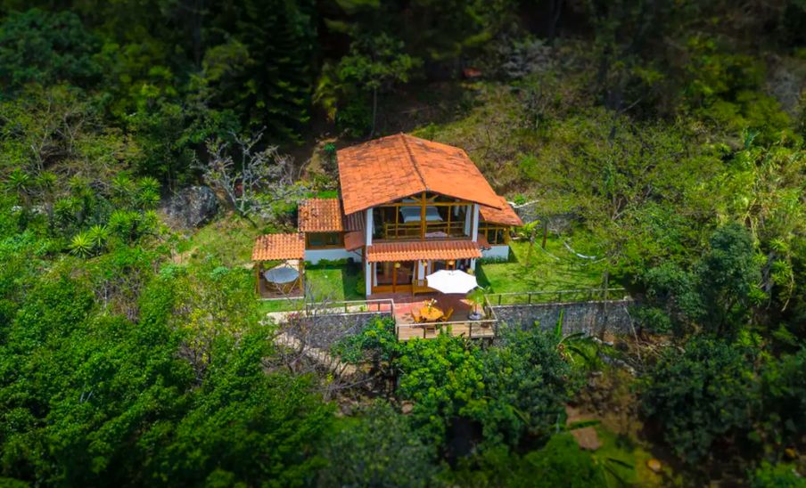 Casa Terracota, un Airbnb con vistas panorámicas en Santa Catarina Palopó