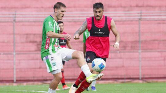 Amistoso Rojos y Antigua GFC