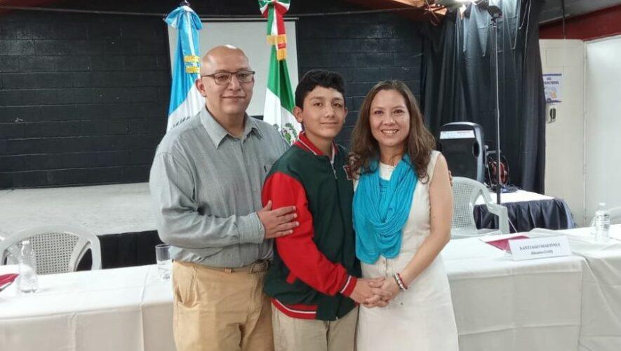 Guatemalteco de 13 años Santiago Martínez Olimpiada Mundial de Matemáticas