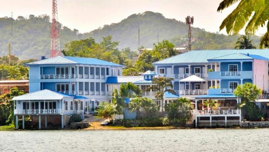 Hotel La Casona del Lago, un destino a las orillas del lago de Petén Itzá