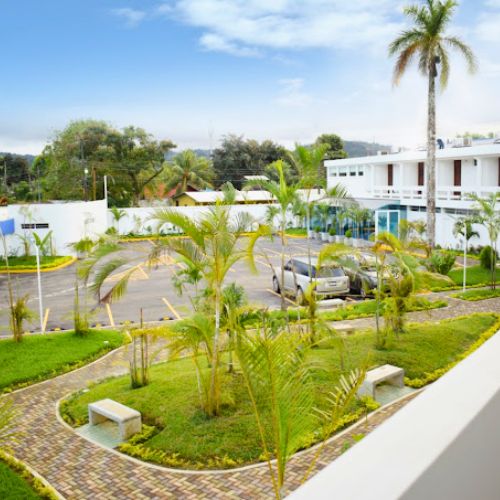 hotel gran costa azul izabal