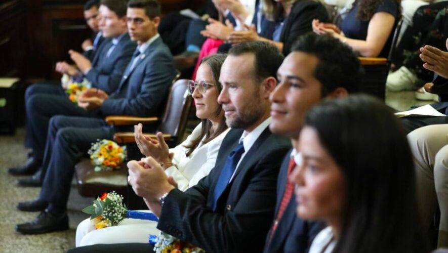 Adriana Ruano y Jean Pierre Brol, los nuevos galardonados de la Orden del Soberano Congreso Nacional