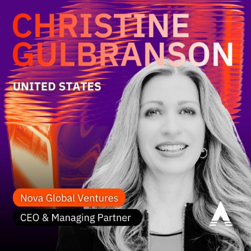 Christine Gulbranson, expositora en Volcano Innovation Summit 2024 en Guatemala