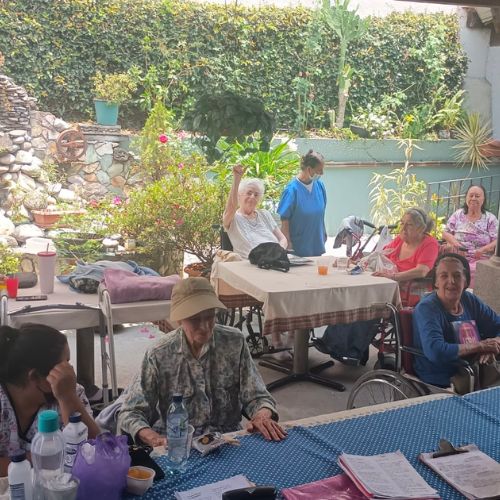 Dónde visitar asilos en Guatemala para dar amor y compañía, Hogar Margarita Cruz Ruiz