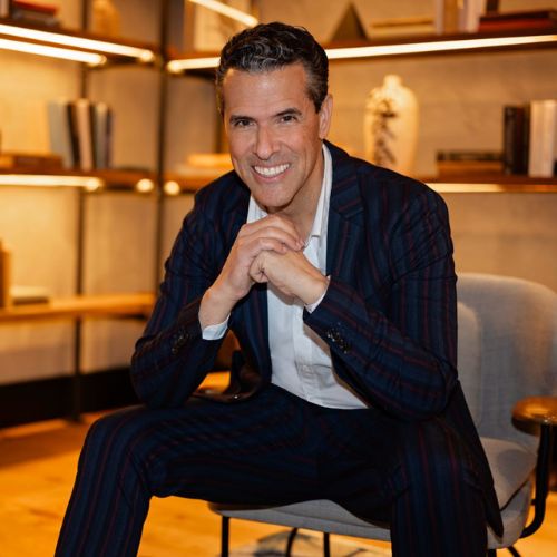Marco Antonio Regil Shark Tank Bootcamp Guatemala 2024