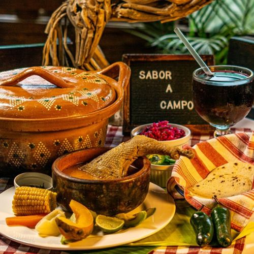 Sabor a Campo, un restaurante de comida guatemalteca en Santa Elena Barillas