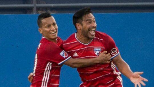 Carlos Ruiz con el FC Dallas