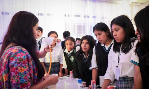 Club de Ciencias de Senacyt
