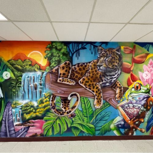 Daest pintó mural en Estados Unidos