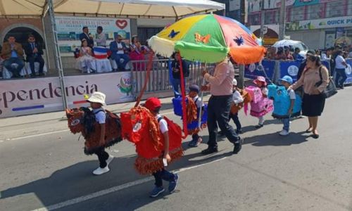 Desfile preprimaria Xelafer 2024