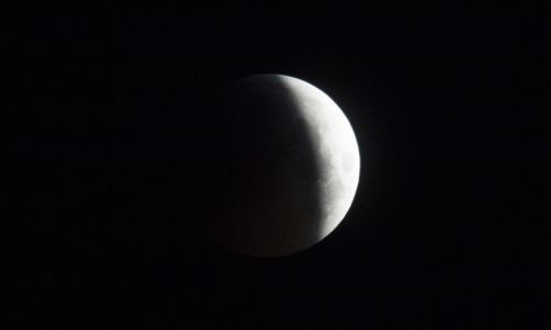Eclipse parcial lunar y superluna septiembre en Guatemala
