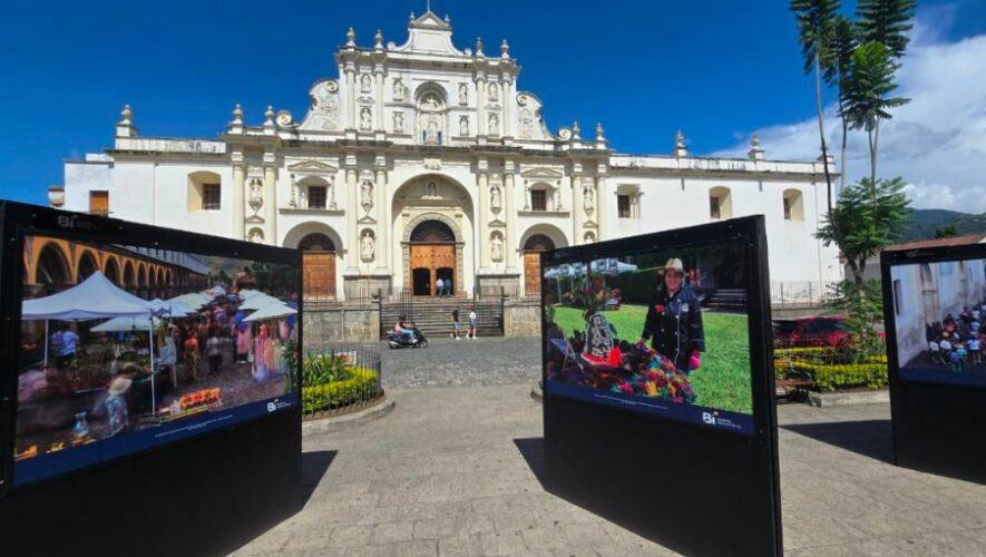 Exposici&oacute;n el pa&iacute;s de la eterna primavera en Antigua Guatemala