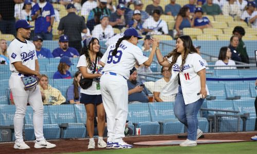 Fabiola Roudha en la Guatemalan Heritage Night 2024 Los Ángeles Dodgers