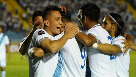 Selección de Guatemala celebrando