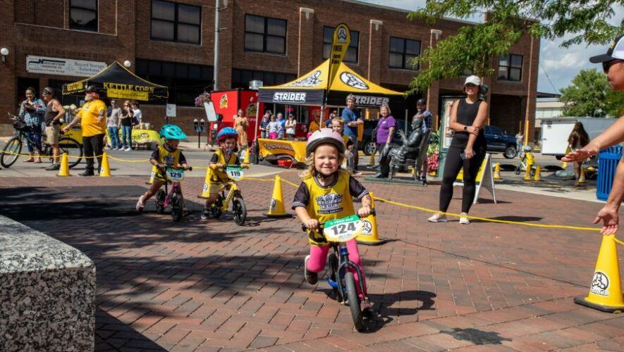 Paseos en bicicleta con Strider Bikes este 2024 en Ciudad Cayal&aacute;