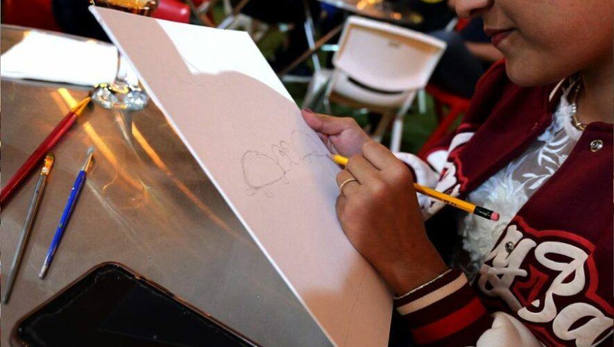 Taller de arte para ni&ntilde;os en Guatemala este 2024