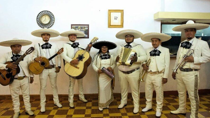 Tributo a la m&uacute;sica ranchera en Caf&eacute; Escenario