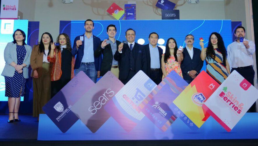 Grupo Corporativo FUNDEA y TARCRESA lanzan nuevas tarjetas de crédito en Guatemala