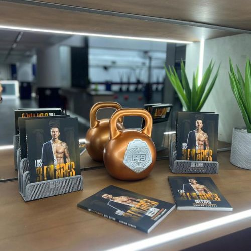 Guatemalteco Adrián Lemcke libro «Los 3 Pilares del Éxito Salud, Finanzas y Relaciones»