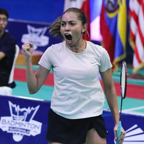 Nikté Sotomayor celebra un punto en bádminton