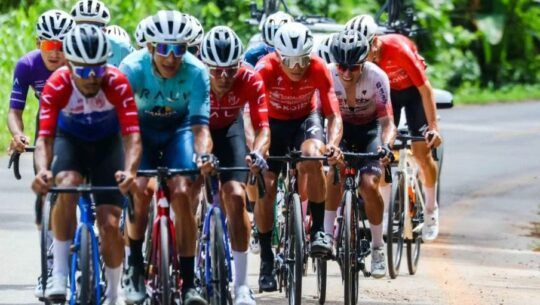 Pelotón de ciclistas