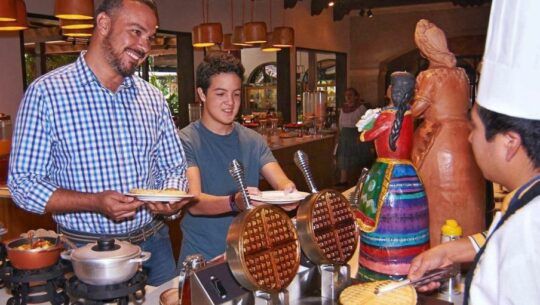 Restaurantes con buffet en Antigua Guatemala