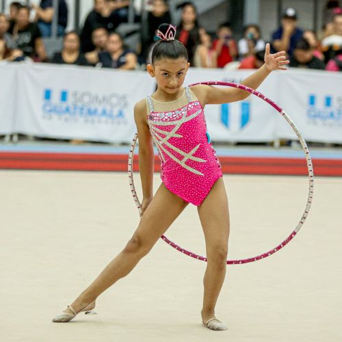 niña gimnasta