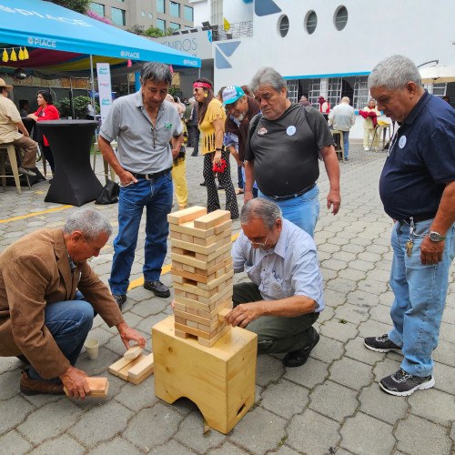 Bantrab celebró al Adulto Mayor en 2024 con grandes sorpresas