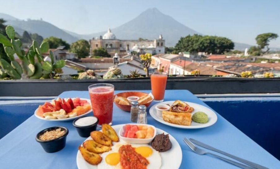 Café Sky, la terraza con hermosas vistas en Antigua Guatemala
