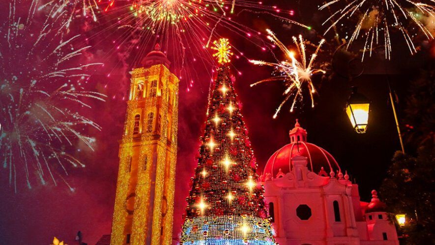 Encendido de &aacute;rbol navide&ntilde;o y show de luces en Ciudad Cayal&aacute;, noviembre 2024