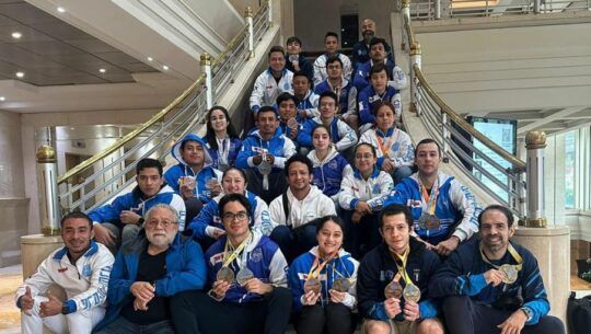 equipo de kickboxing