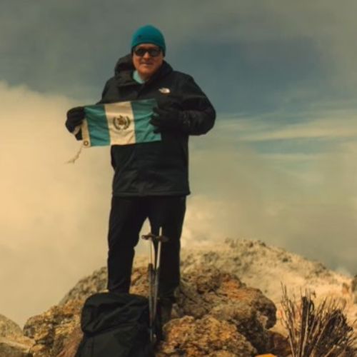 Jaime Viñals en un volcán