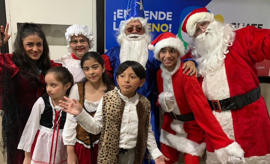 Obra «Elena visita a Santa Claus» en Guatemala 2024