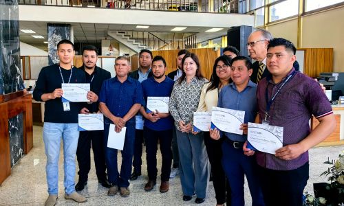 Proyecto de restauración murales de Efraín Recinos en el Crédito Hipotecario Nacional de Guatemala