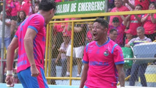 José Carlos Martínez y Pedro Altán festejando