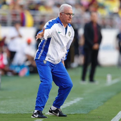 Entrenador Dorival Júnior