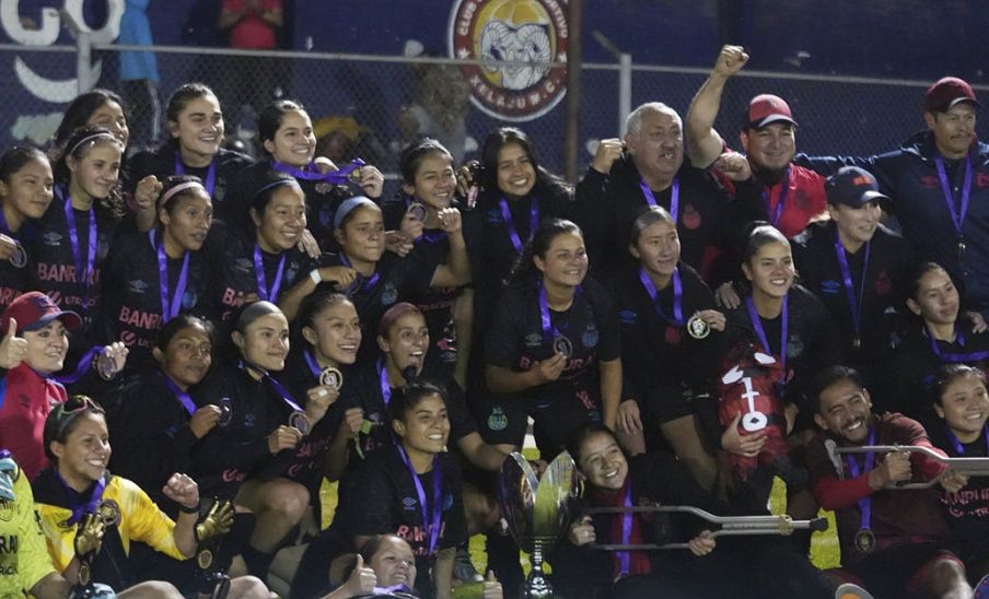 CSD Municipal Femenil se coronó campeón del Apertura 2024 de Guatemala